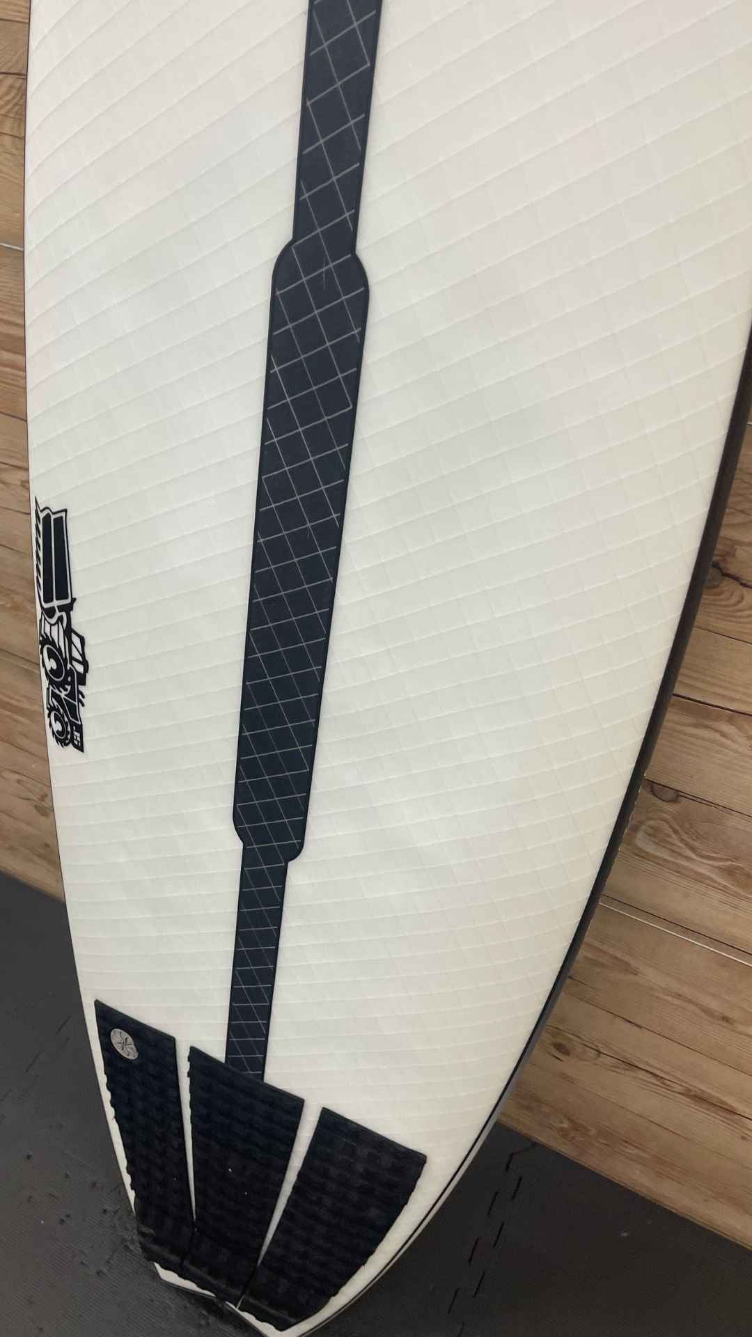 Surf Used Shortboards: JS Industries Xero Fusion 5'11