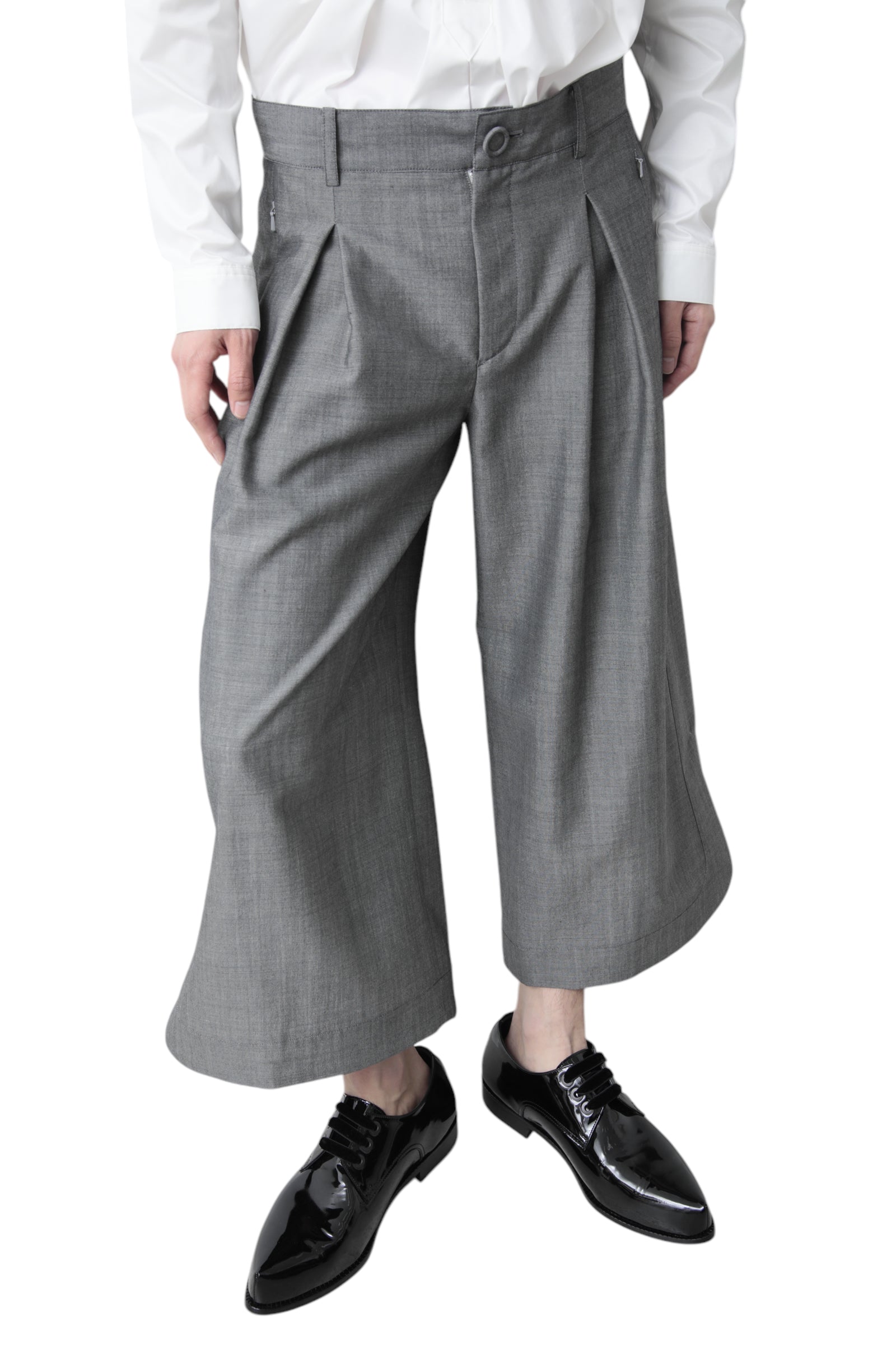 ORIMI CROPPED BIG SLACKS – THE ELEPHANT