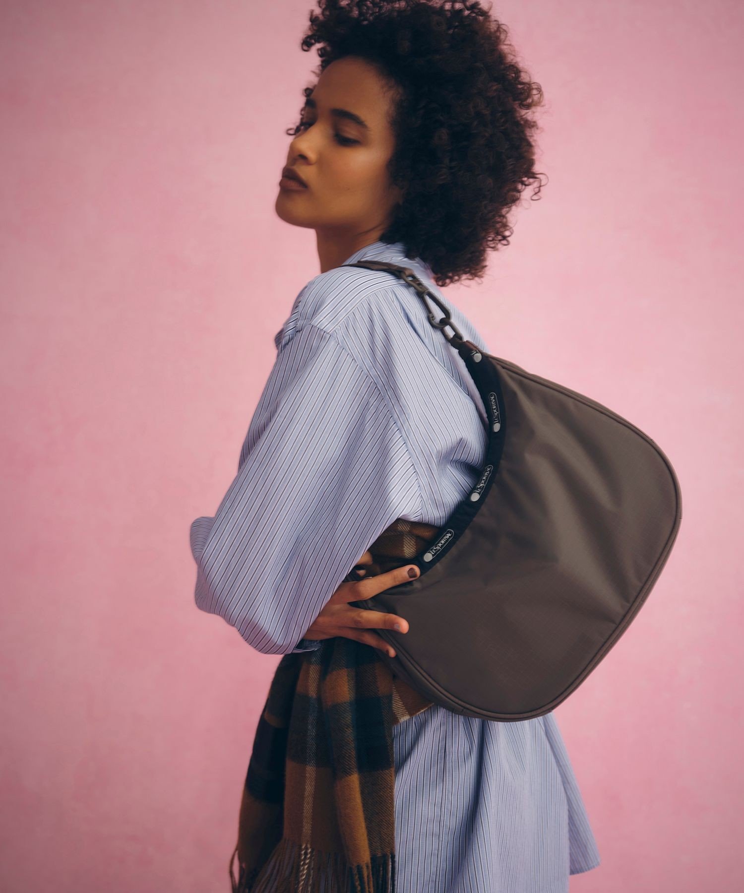 楽天市場】ハーフムーン バッグ（ブランドホーボー）の通販