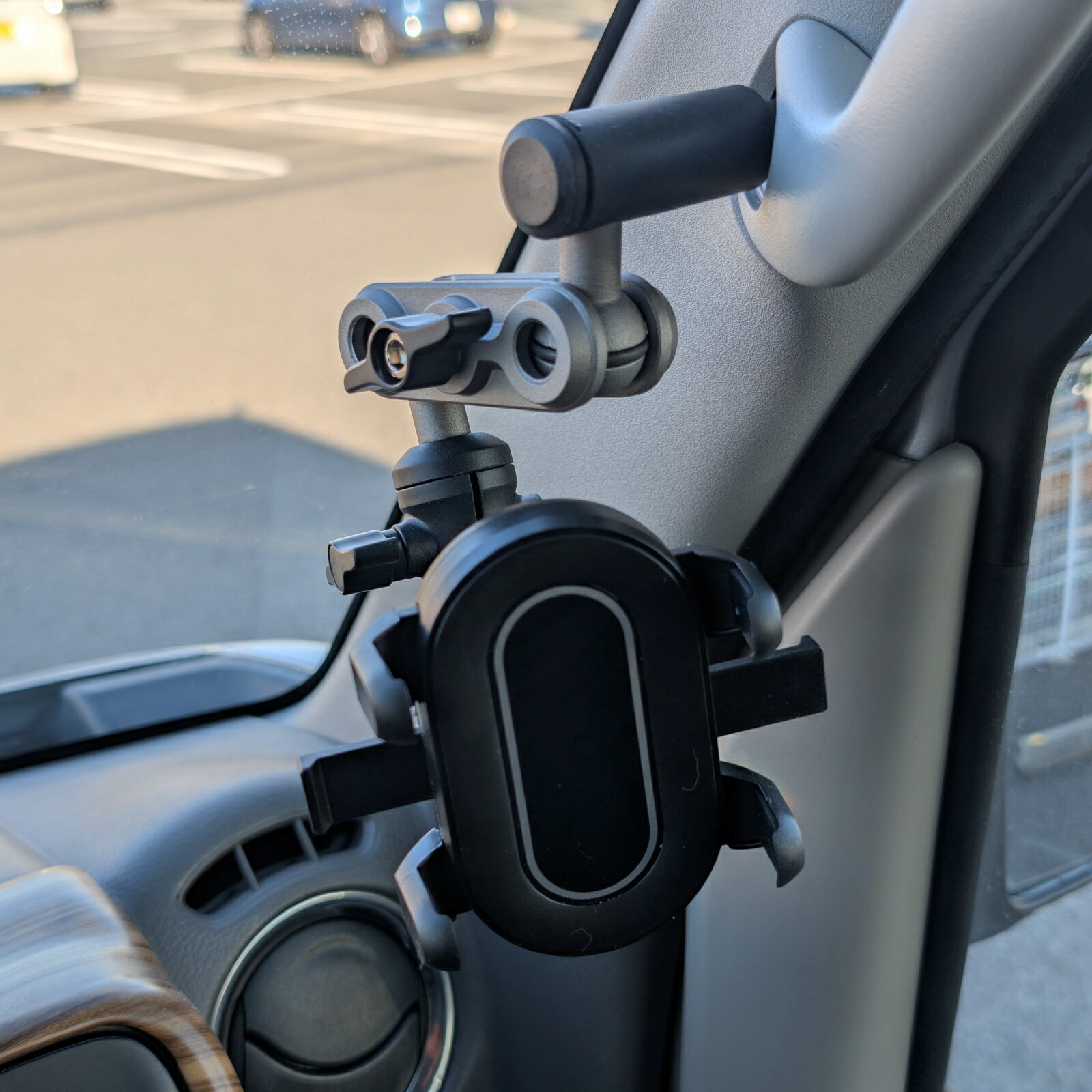 専用 アシストグリップ(aピラー)×2個＋ラワン無垢板サイドテーブル