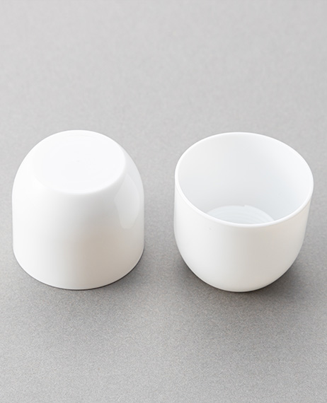 ペットボトル キャップ｜ペットボトル・デザート容器製造なら富川化学工業