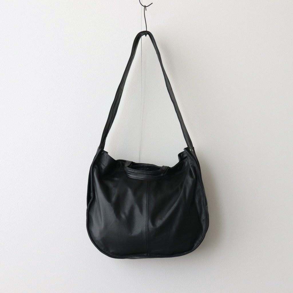 楽天市場】CCU｜“TOBY”WIDE SHOULDER BAG #BLACK [BG-06-COW] : TAMAYA