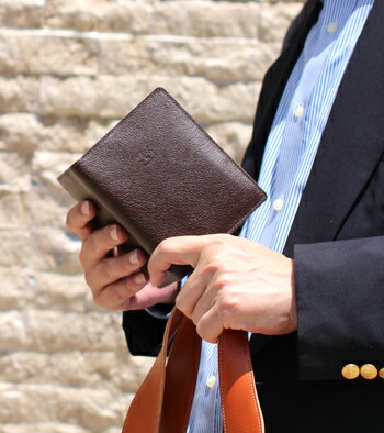 楽天市場】イルビゾンテ 文房具 カードケース付きパスポートカバー