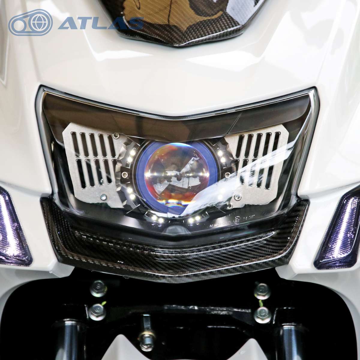 楽天市場】GAMMAS 5型シグナスX CYGNUS X 魚眼ヘッドライト LED 50W