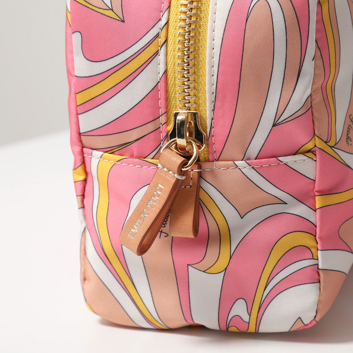 楽天市場】EMILIO PUCCI エミリオプッチ ポーチ COSMETIC CASE 1USF04