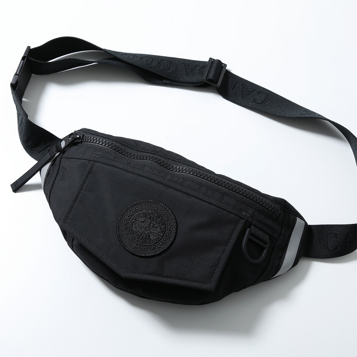 楽天市場】CANADA GOOSE カナダグース ボディバッグ 8833UB Waist Pack