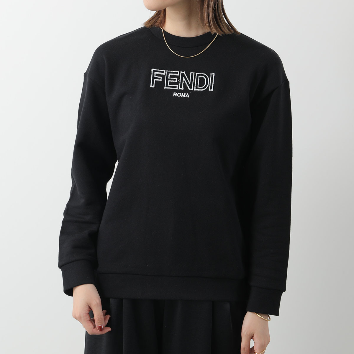 楽天市場】FENDI KIDS フェンディ キッズ トレーナー JUH077 5V0