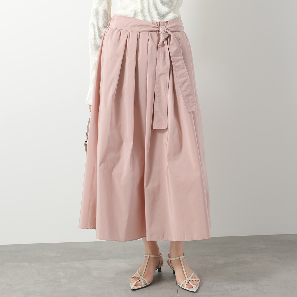 楽天市場】【最大2万円OFFクーポン対象・3/1限定】WEEKEND MAX MARA