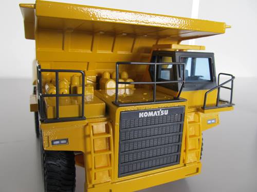 楽天市場】コマツ 建機 ミニチュア ダンプトラック ＜ HD785