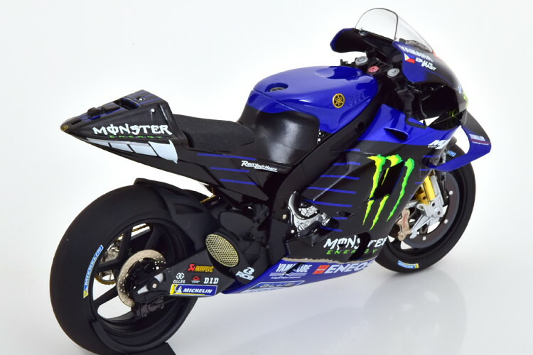 楽天市場】ミニチャンプス 1/12 ヤマハ YZR-M1 #46 テスト セパン