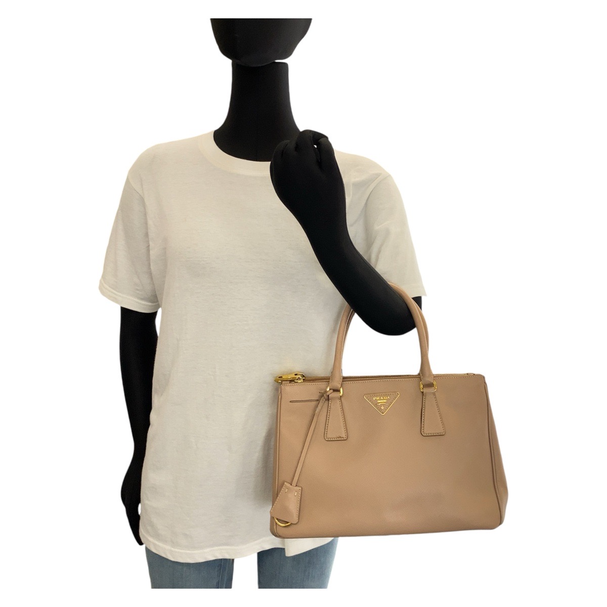 楽天市場】PRADA プラダ サフィアーノ ガレリア 三角ロゴプレート