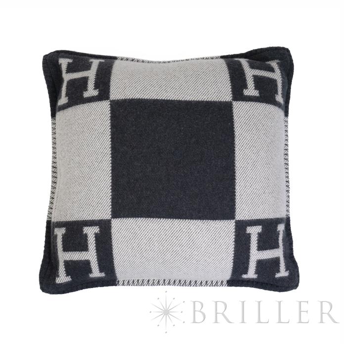 楽天市場】エルメス 《アヴァロン》 クッション エクリュ / グリ