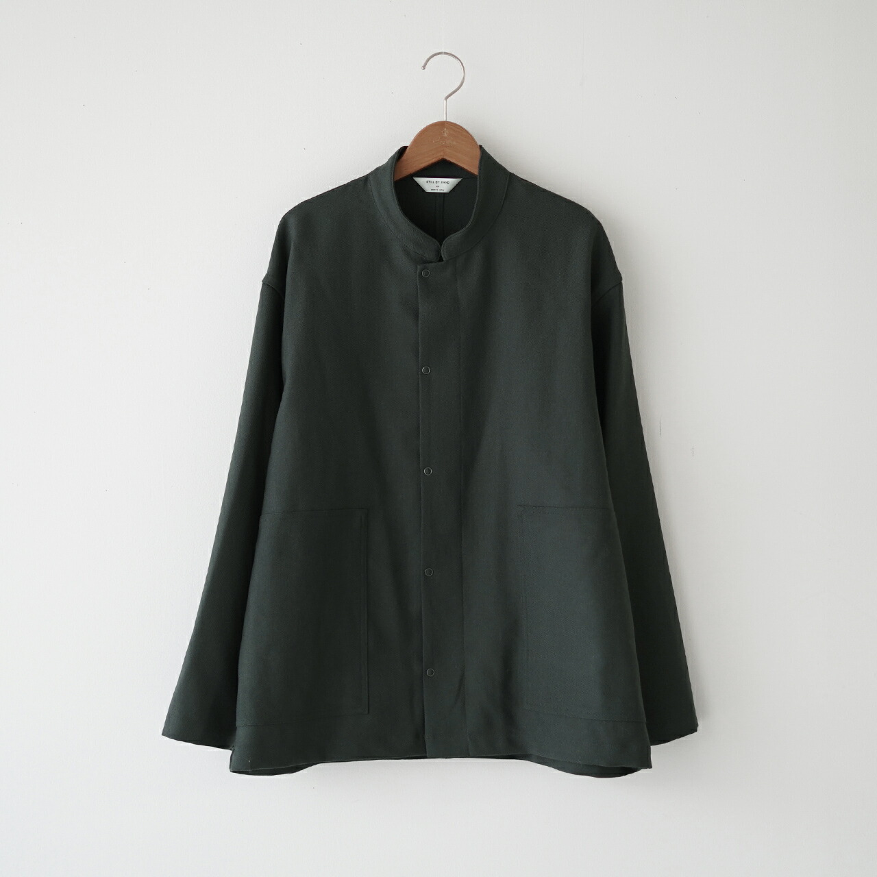 楽天市場】スティルバイハンド STILL BY HAND スタンドカラー スナップ