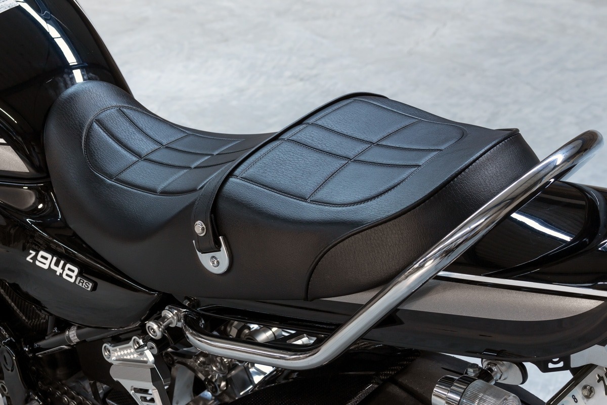 楽天市場】ARCHI アーキ Z900RS ARCHIシートASSY Z1/Z2タイプ ベルト