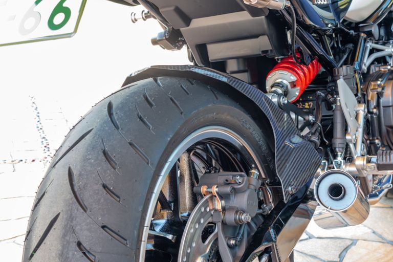 楽天市場】ARCHI アーキ カーボンリアインナーフェンダー ver.2 Z900RS