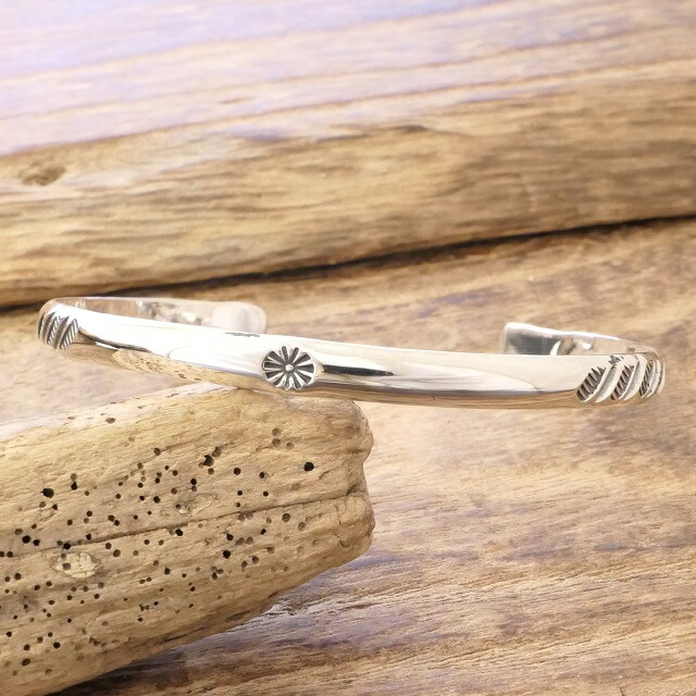 インディアンジュエリー バングル」の人気商品一覧 | 安い商品を通販