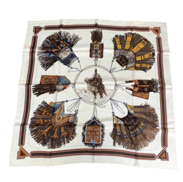 楽天市場】HERMES エルメス カレ90 Cuirs du Desert砂漠の首飾り