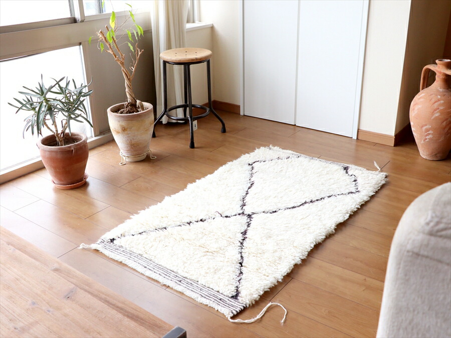 楽天市場】モロッコ エリアラグ ベニワレン 120×70cm ナチュラル