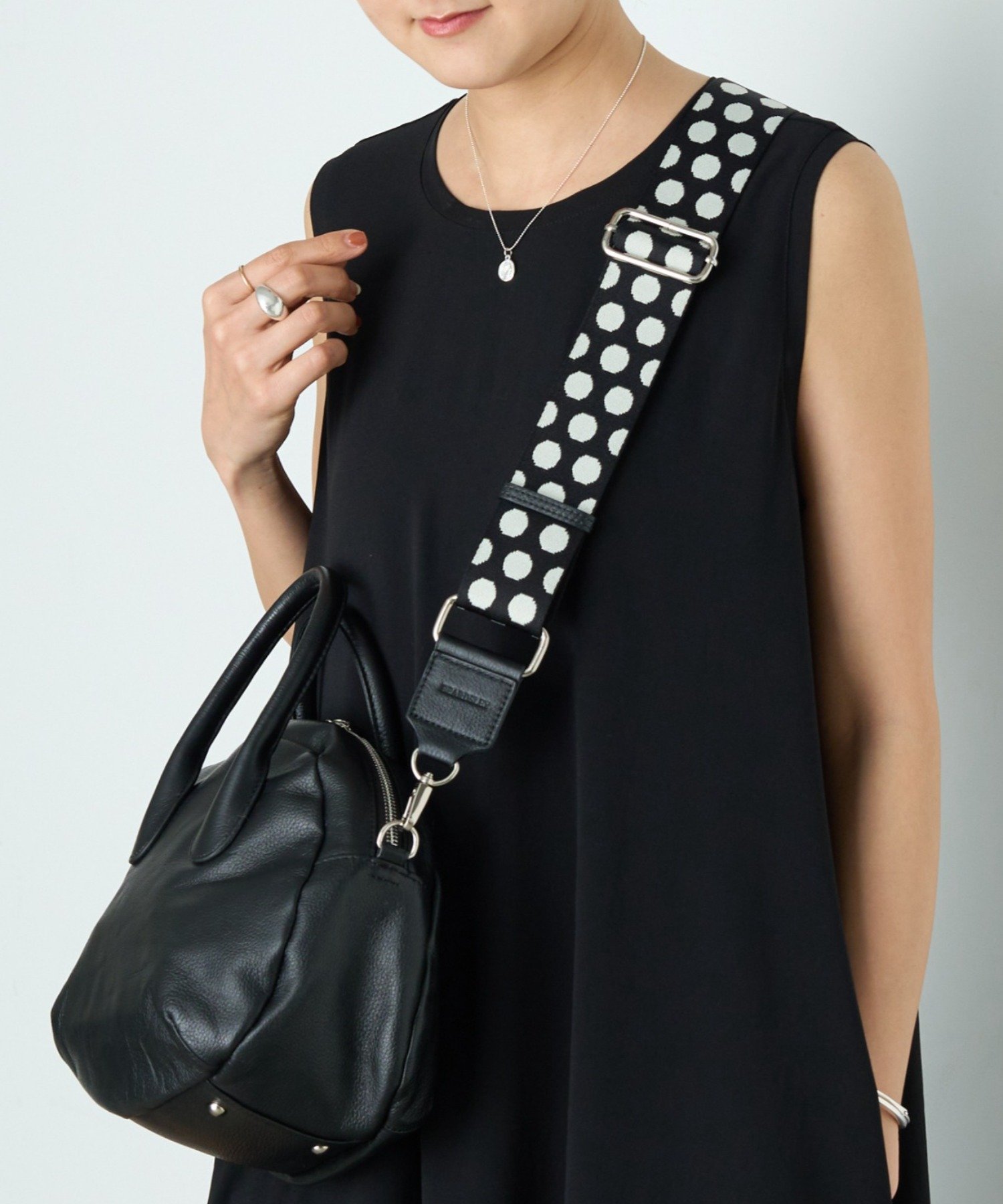 BEARDSLEY｜ショルダーベルト(ドット) | Rakuten Fashion(楽天