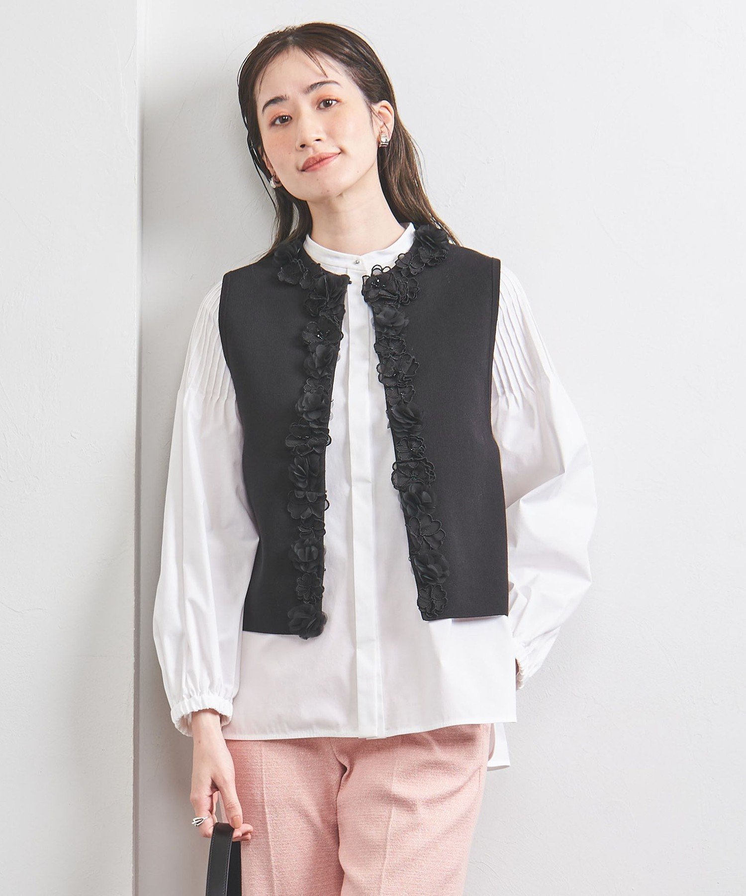 UNITED ARROWS LTD. OUTLET｜3D フラワーモチーフ ニットベスト