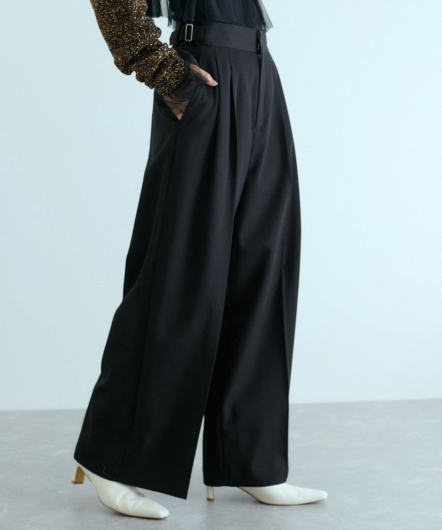 ADAM ET ROPE'｜【防シワ】・【消臭】・【洗える】ウールギャバ2タック