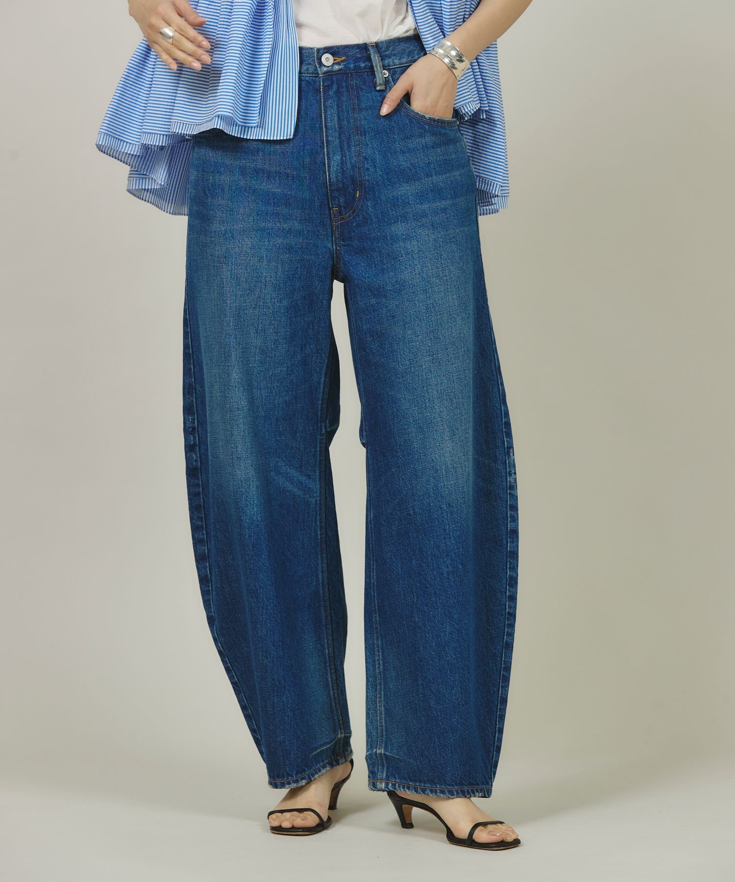 Curensology＜&RC＞カーヴィーデニムパンツ　ブルー　サイズ34 Curensology(カレンソロジー)｜〈&RC〉カーヴィーデニムパンツ/ブルー