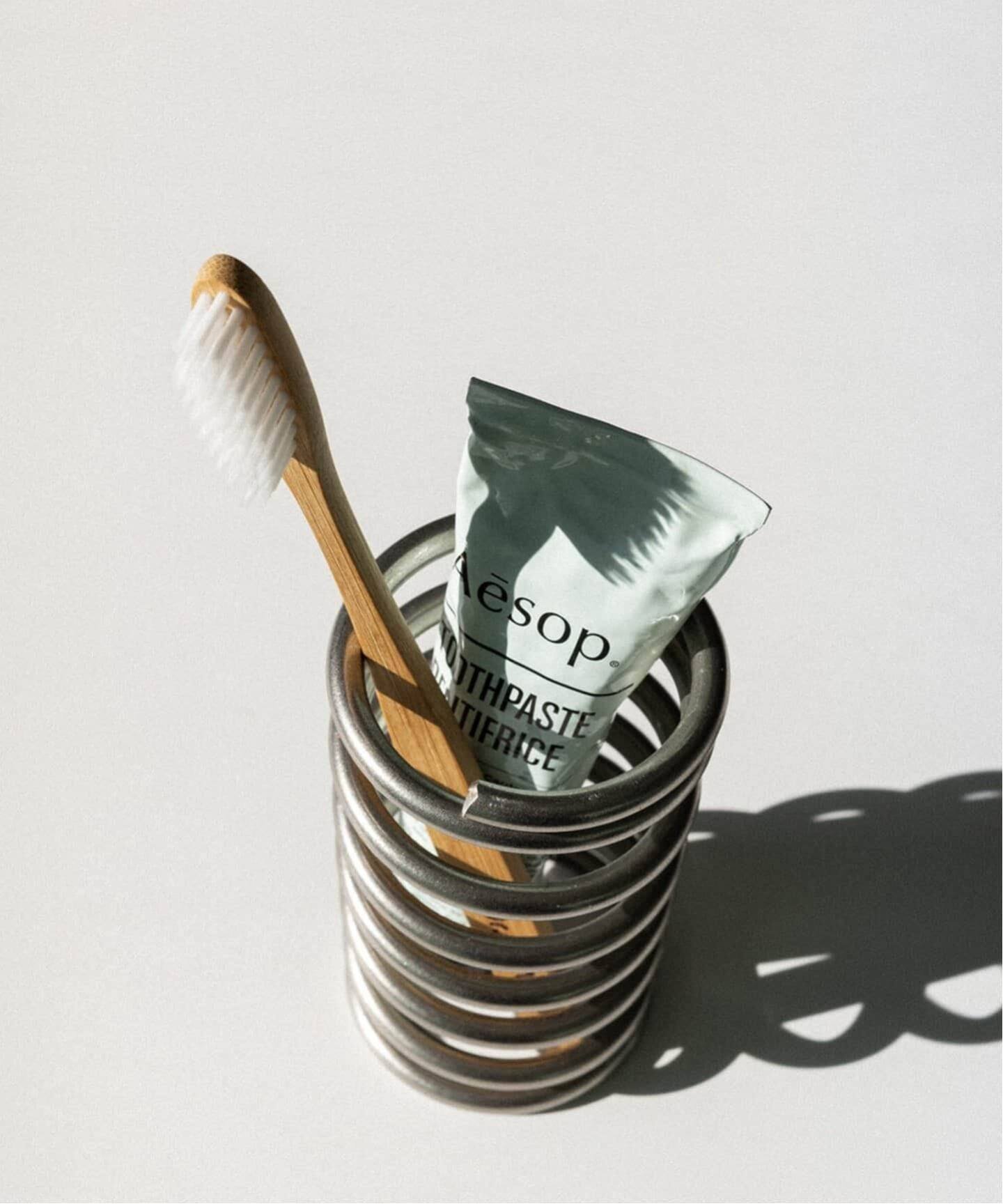 journal standard Furniture｜【TUDES/トゥーデス】 SPIRAL HOLDER SV