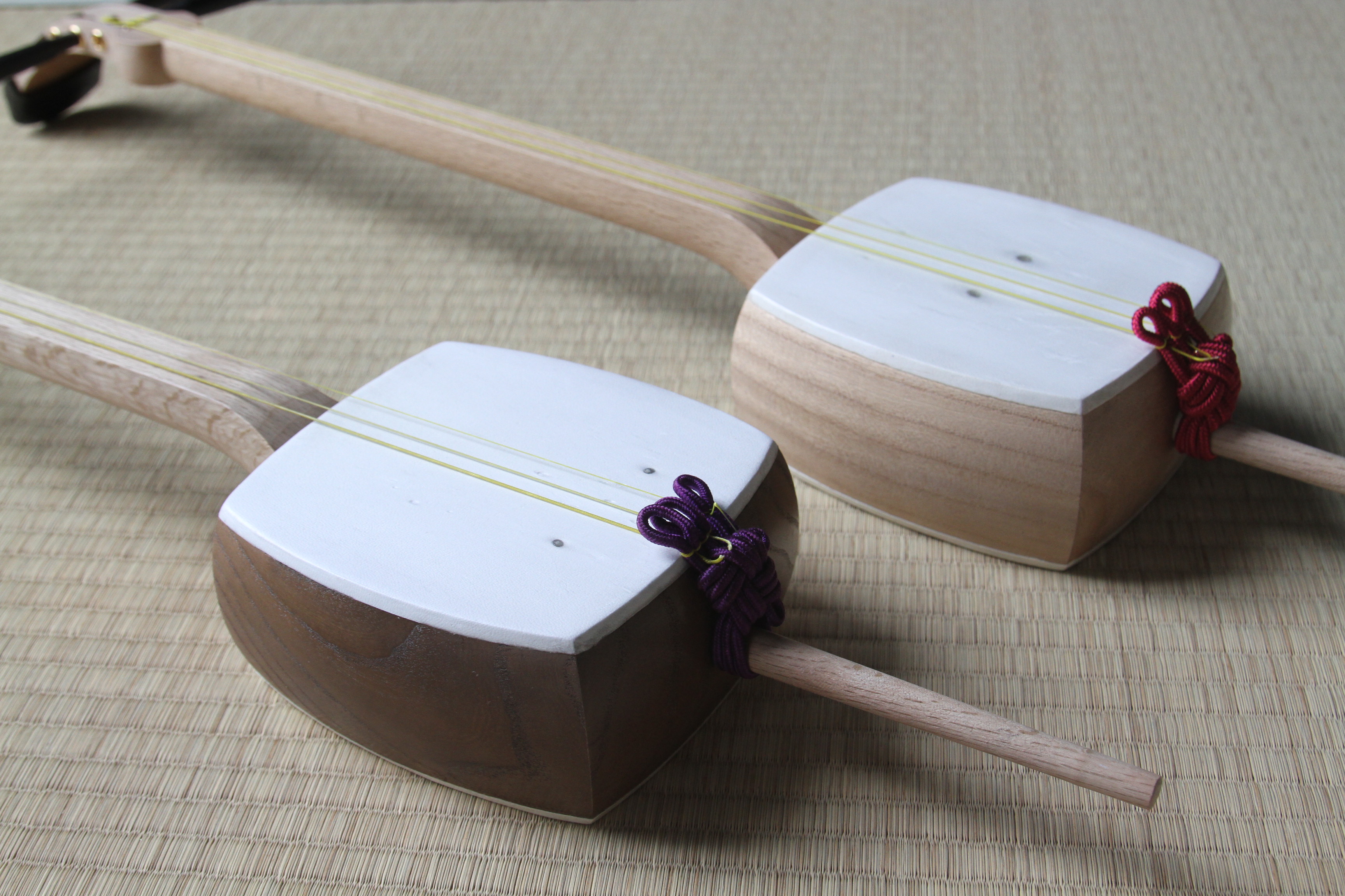 楽天市場】【国産木材を使用した和楽器】和胡弓（わこきゅう）〜和楽器