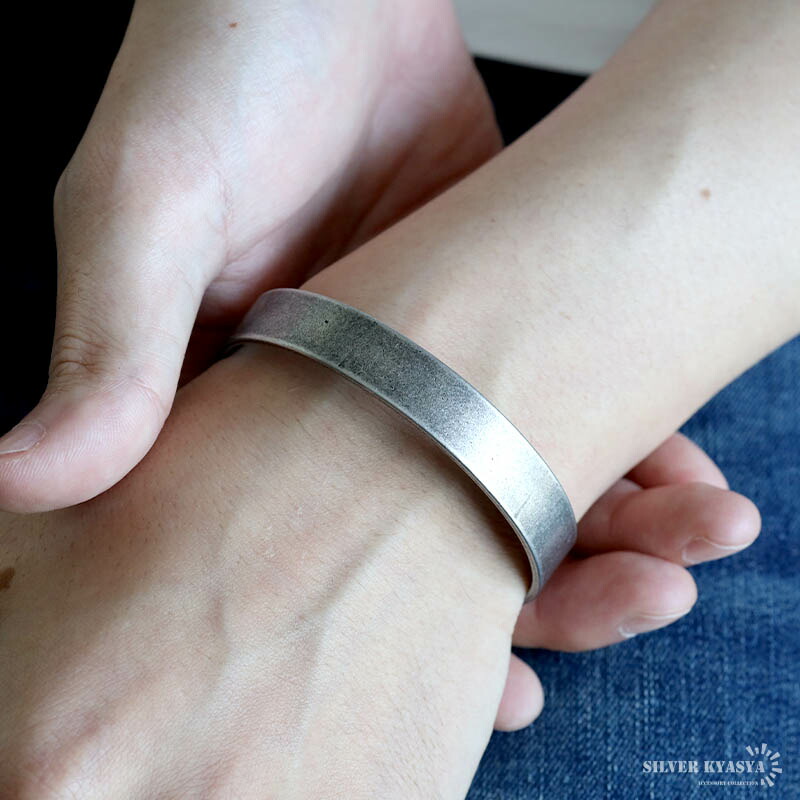 楽天市場】ステンレス マットバングル つや消し シンプルバングル 腕輪