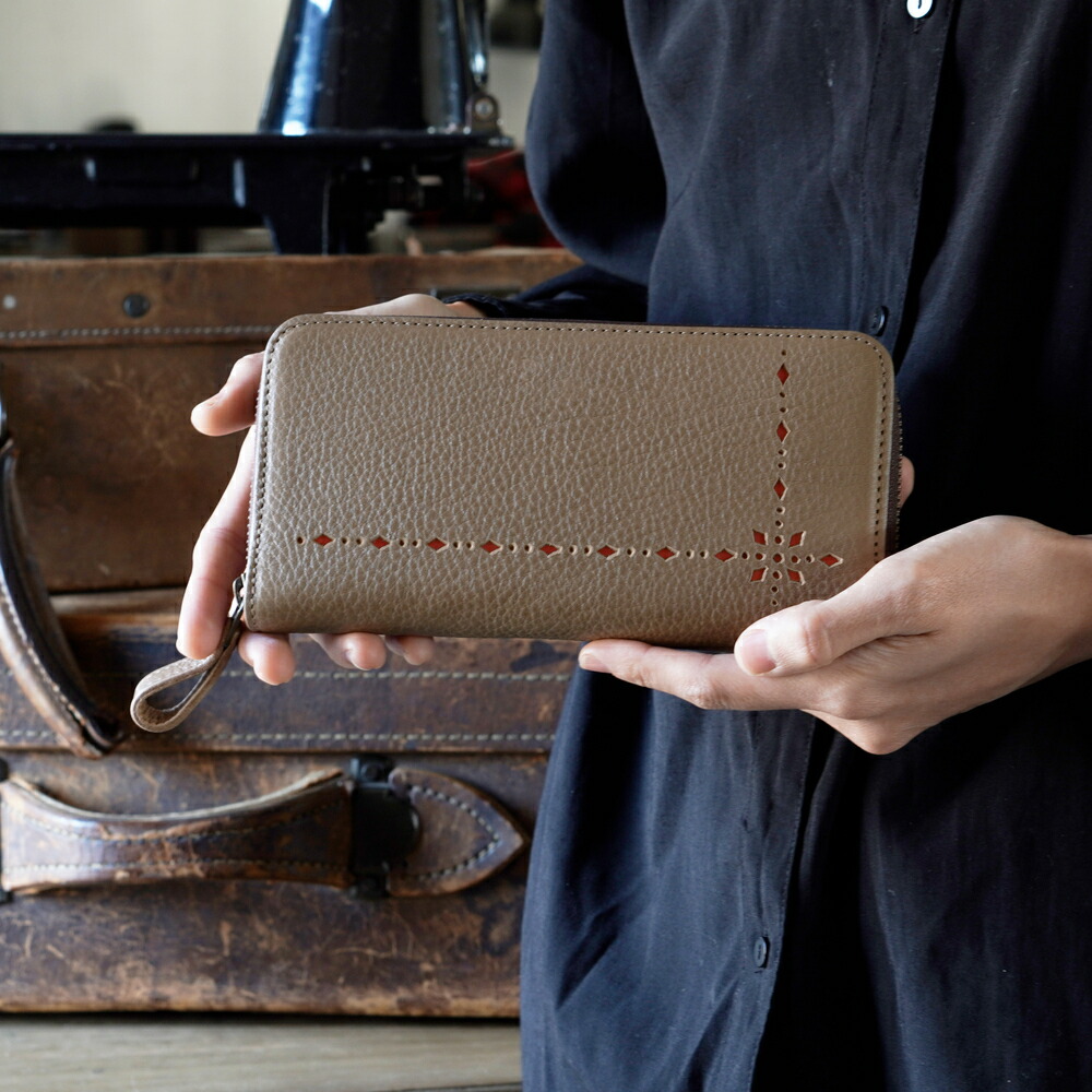 楽天市場】【長財布】ラウンドファスナー ポッシュひび割れた