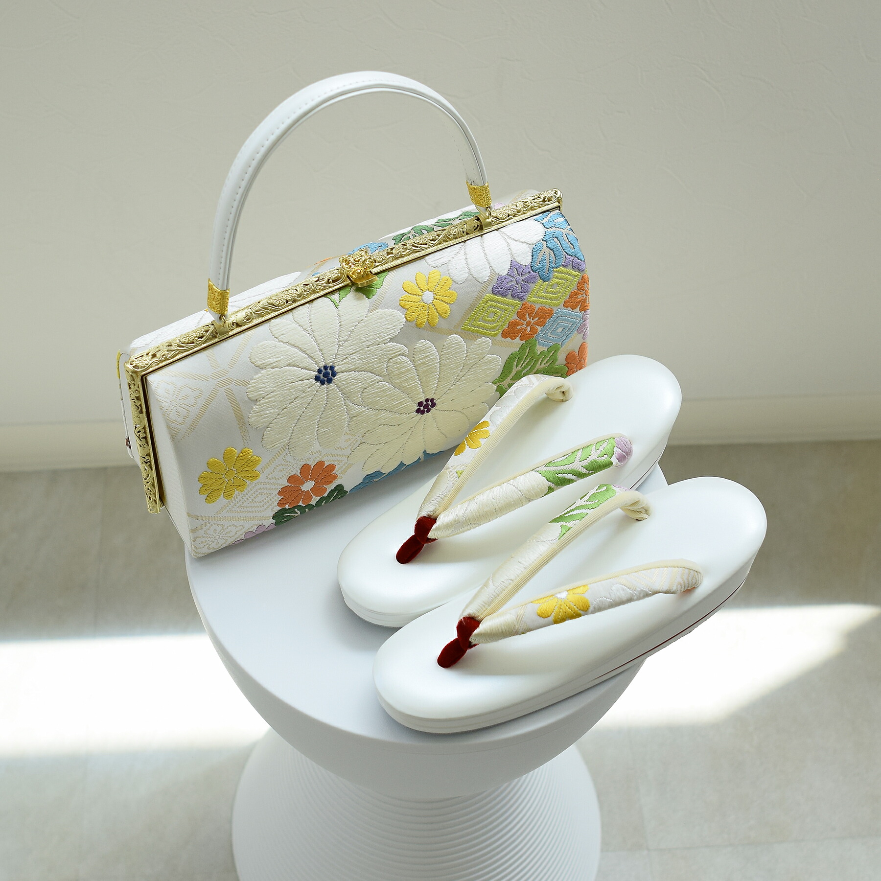 着物リメイクバック】 正絹 珍しいトランプ柄 コロンと丸く可愛い