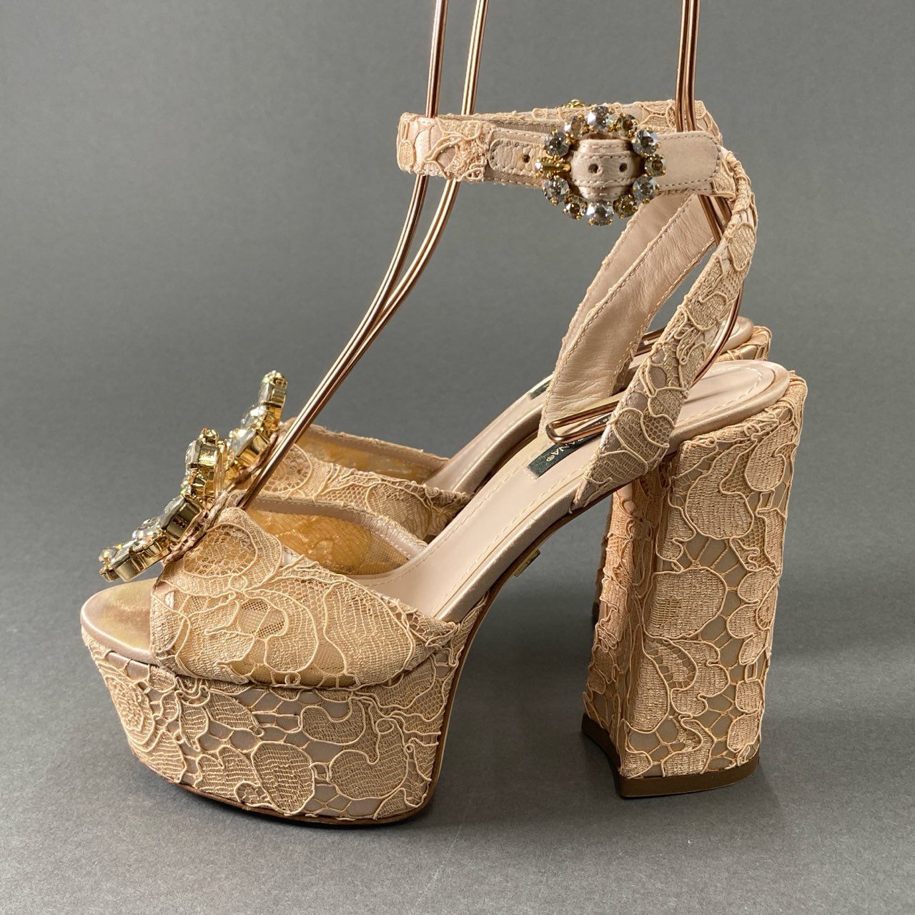 Dolce & Gabbana ホワイト ビジューサンダル 楽天市場】ビジュー