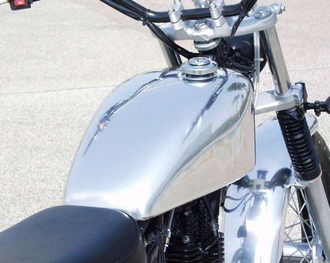 バイク tw200 タンク」の人気商品一覧 | 安い商品を通販サイトから探す