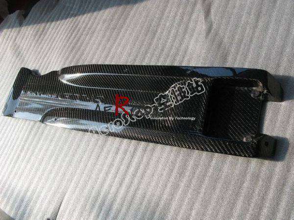 楽天市場】カーボンプラグカバーー GT-R R32/R33/R34 カーボン