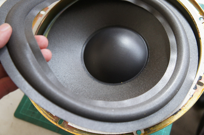 オンキョーD-66RX | スピーカーエッジ張替え – 津ミルクネットBLOG