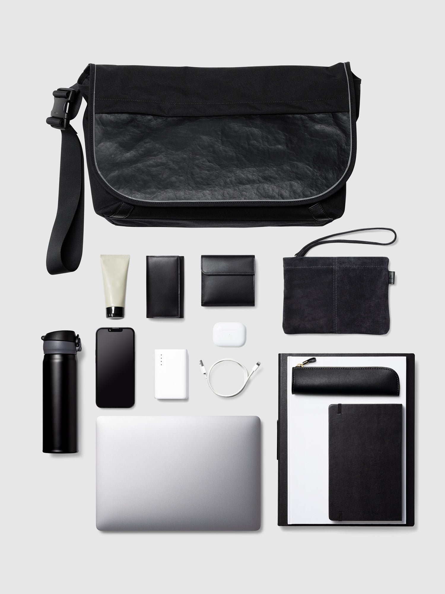 CORDURA®×レザー コンビメッセンジャーバッグ Large – ショルダー