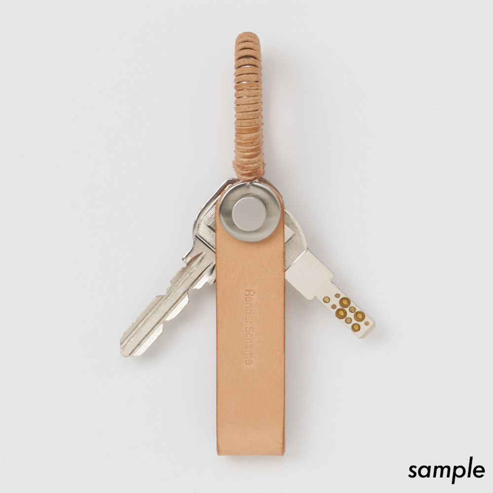 Hender Scheme / Leather Key Shackle (Natural) | twelve
