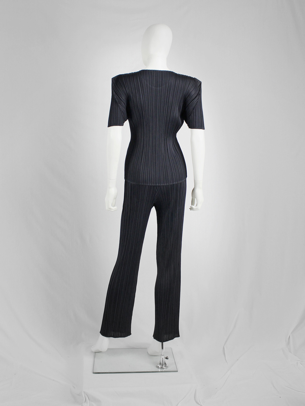 Issey Miyake Pleats Please dark blue t-shirt with square shoulders