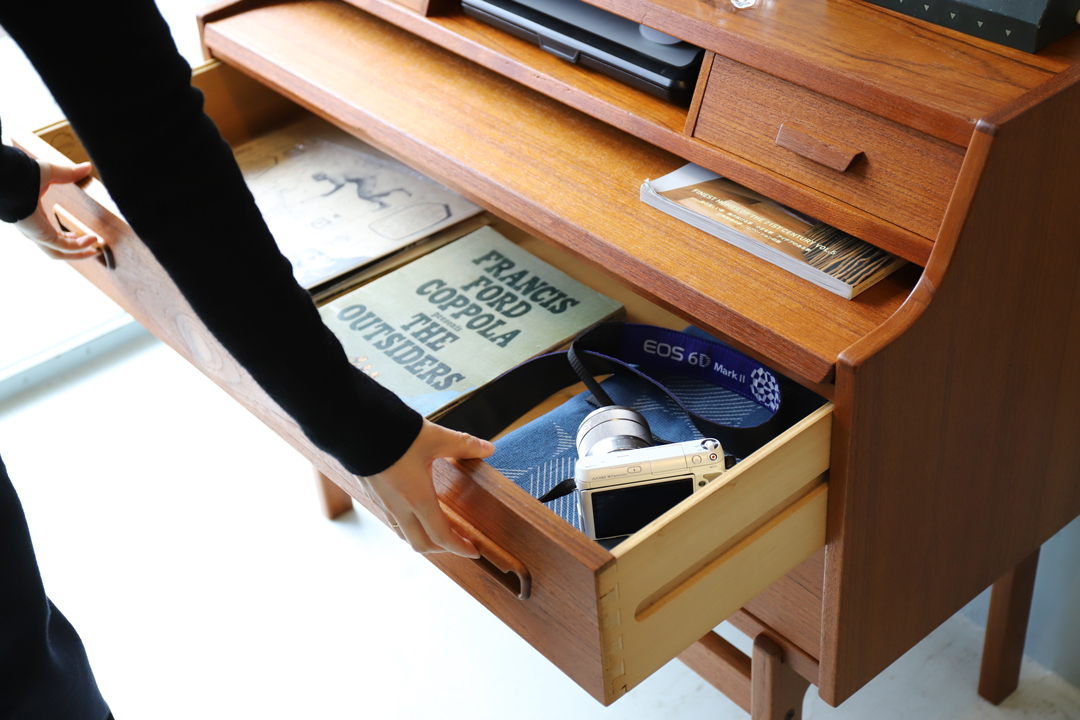 デンマーク ヴィンテージ ライティングビューロー アルネ・ウォール