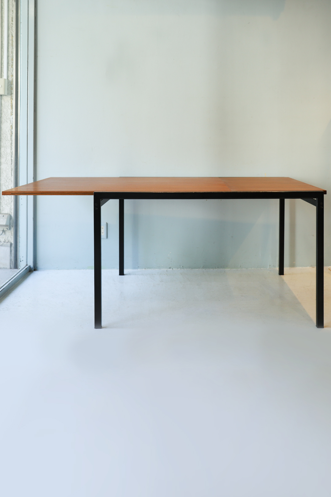 オランダヴィンテージ ケース・ブラークマン ダイニングテーブル