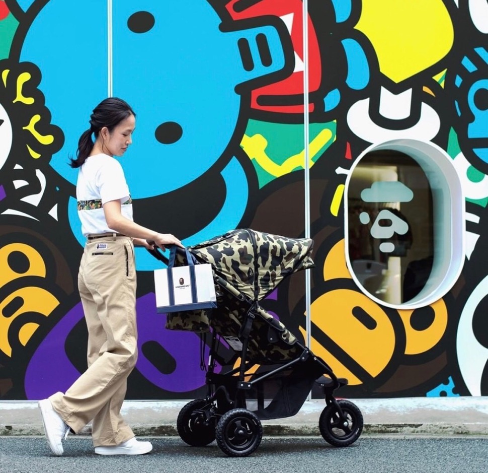 BAPE KIDS® × AIRBUGGY】1STカモ柄で仕上げたベビーカーが6月13日に