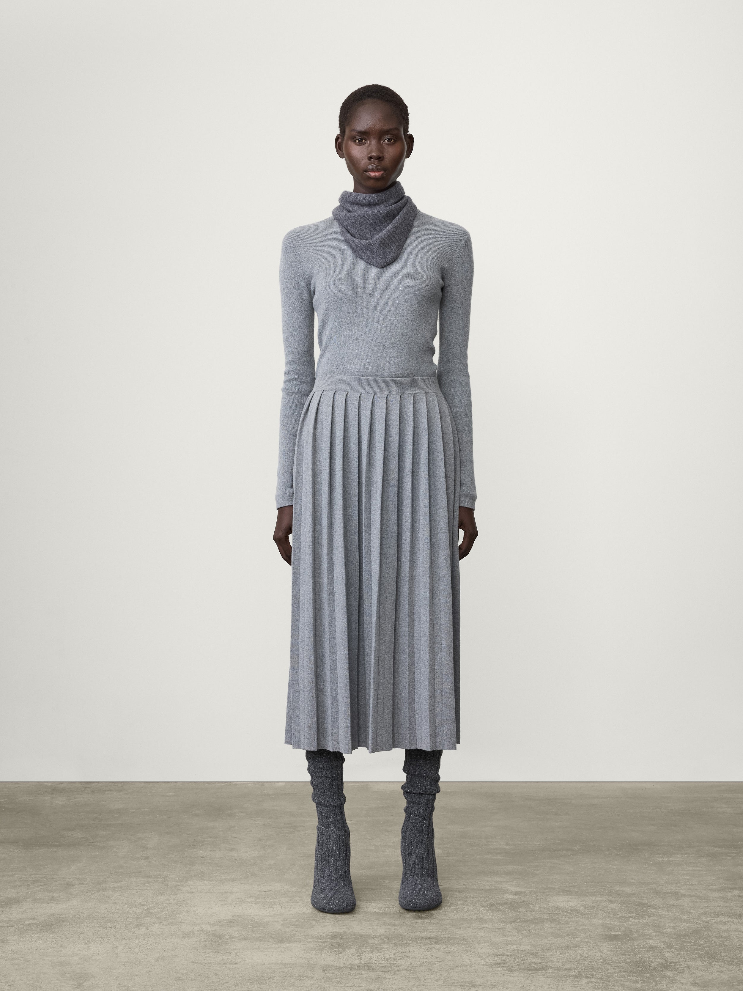 2025382_Minda_Skirt_Deep_Cloud