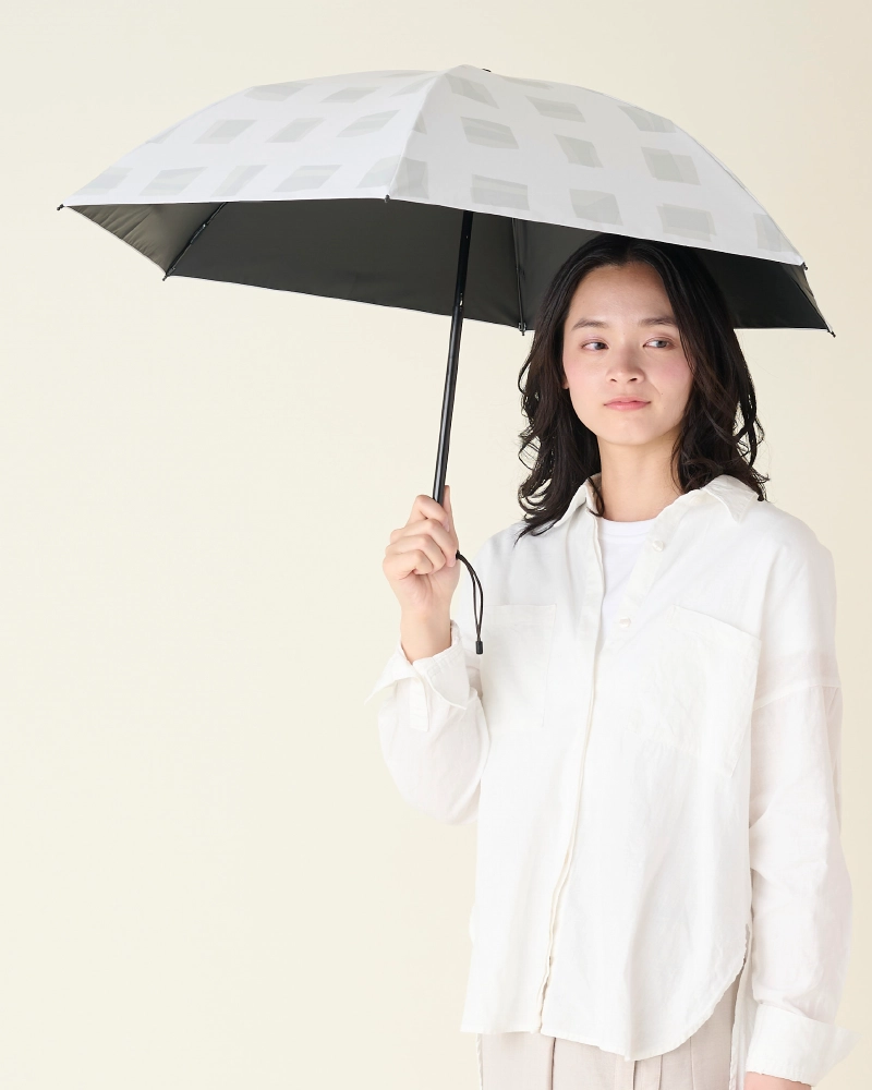 2段折 コンパクト / キューブ | 完全遮光日傘｜サンバリア100
