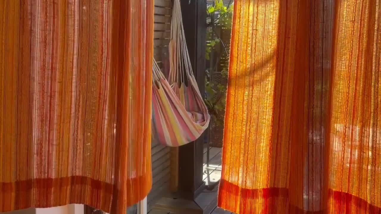 スカンジナビア風ヴィンテージ オレンジ/イエロー アクリル ビスコース