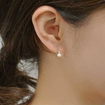 AGVA1388__PA パールピアス｜ピアス｜ヴァンドーム青山（Vendome