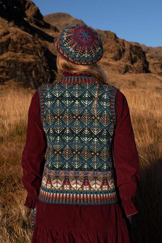 Oregon Spring Vest | Virtual Yarns | Alice Starmore Yarns & Designs