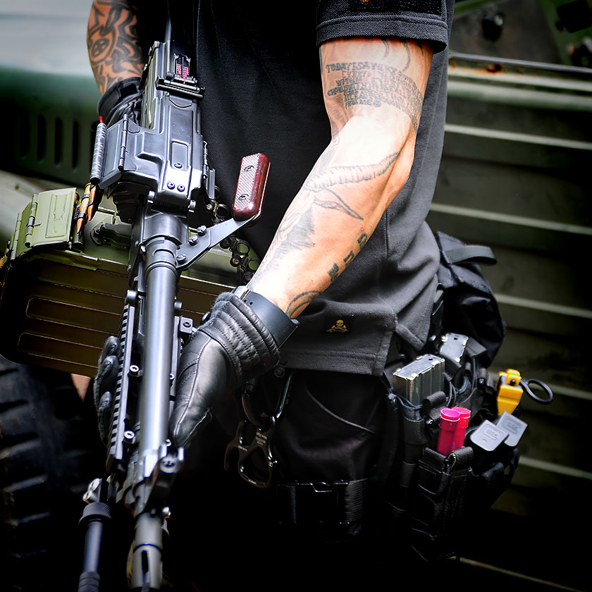 田村装備開発 × VOLK CQB TACTICAL GLOVE MODEL 3 SHORT | VOLK