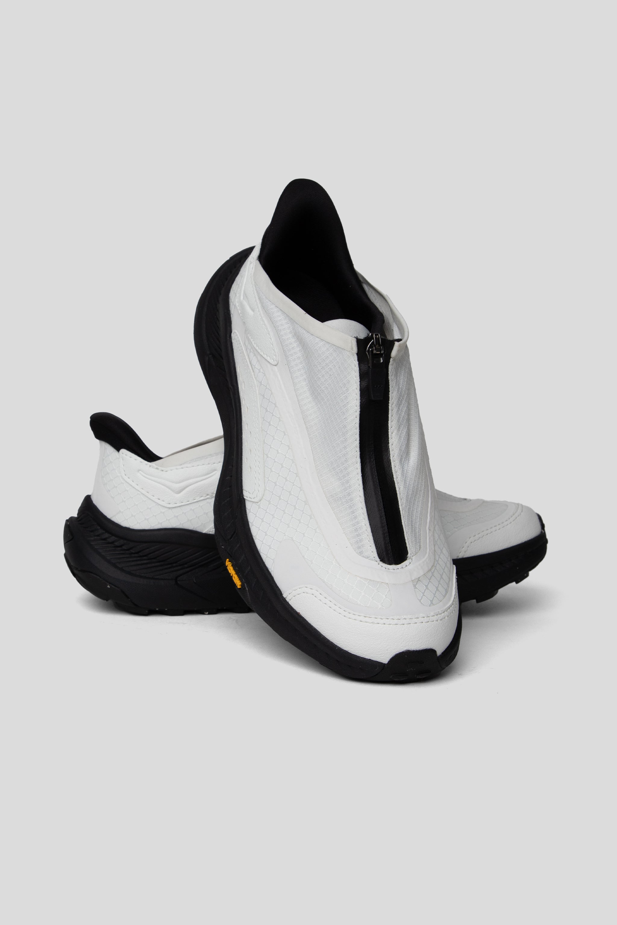 HOKA Project Transport - Frost/Black | Wallace Mercantile Shop