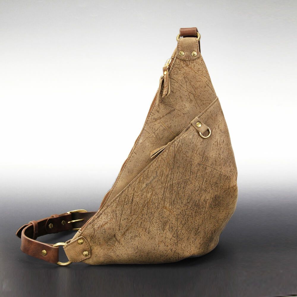 kudu] KD TRIANGLE BODYBAG | Ryu(リュウ)公式ECサイト／Wath'z