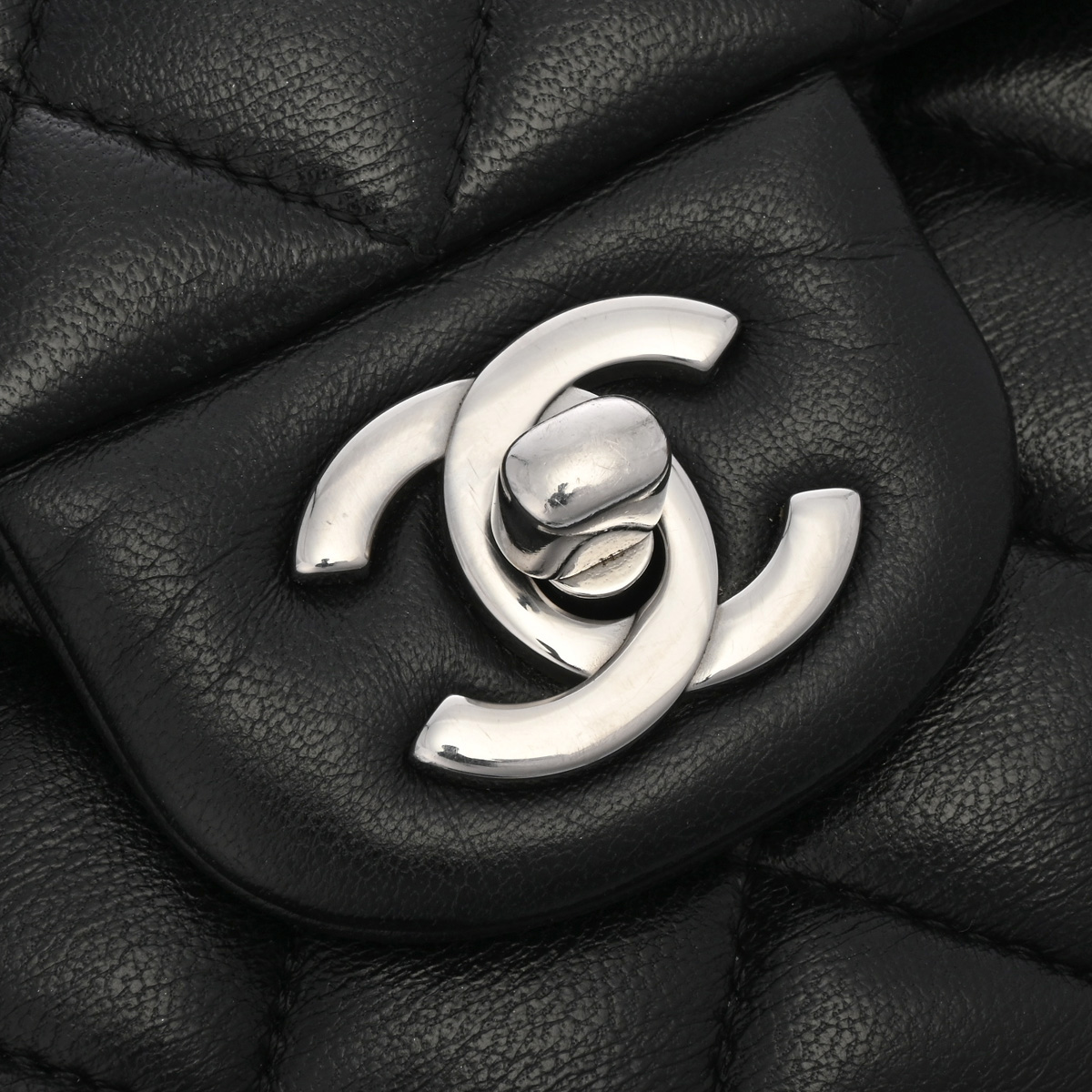 シャネル マトラッセ 11.12 クラシック ハンドバッグ 25cm ブラック